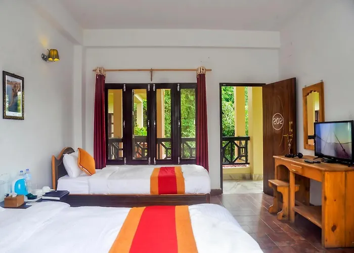 Hotel Chitwan Park Village